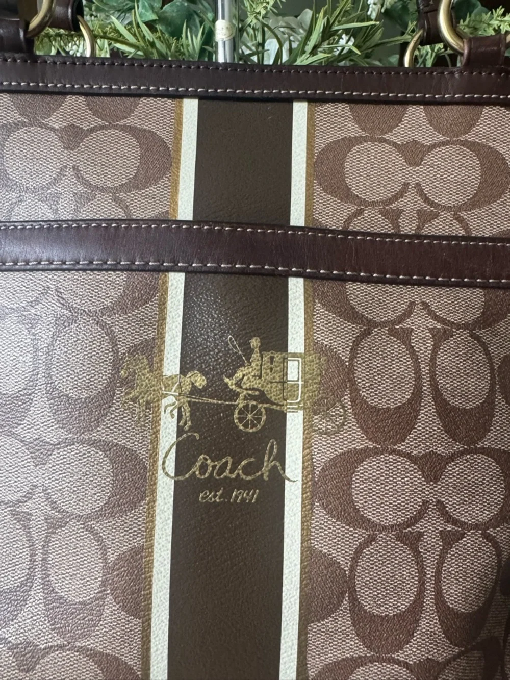 Coach Brown Signature Logo Horse & Carriage Orig Hangtag Excellent Condition - Picture 2 of 10
